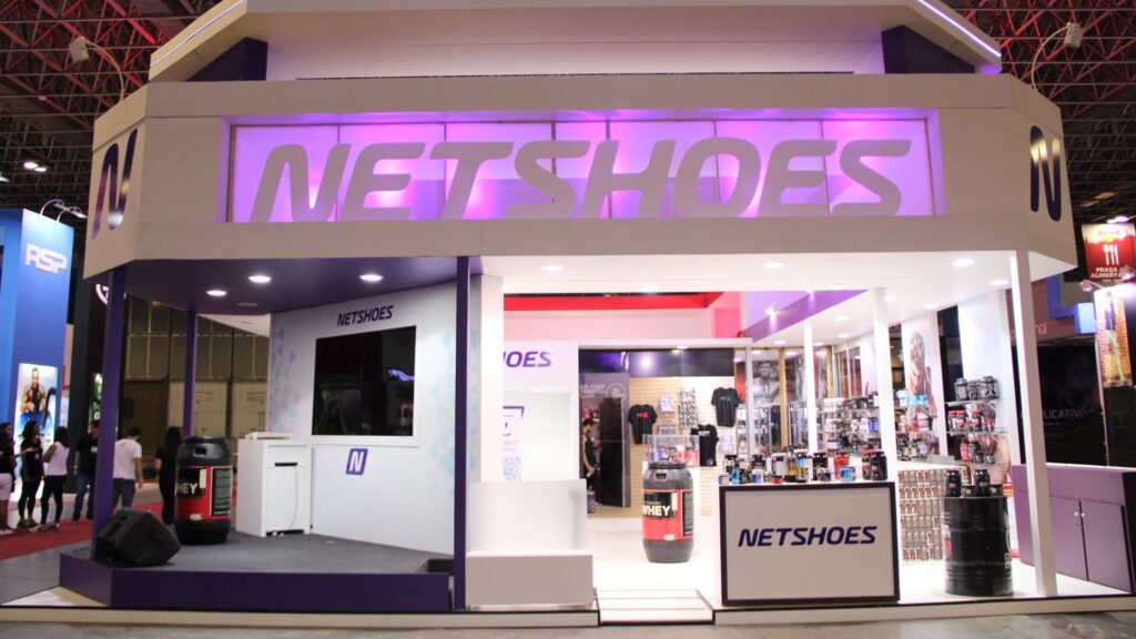 Netshoes Abre Lojas Físicas com Outlet e Omnicanalidade: Estratégia de Expansão